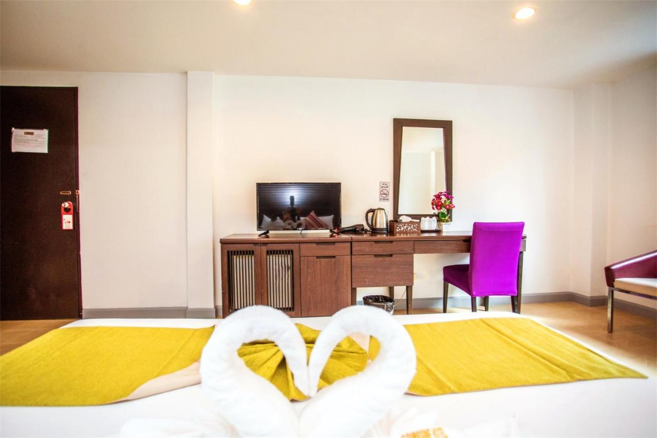 מלון Sino House Patong מראה חיצוני תמונה