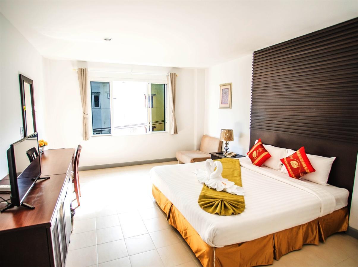 מלון Sino House Patong מראה חיצוני תמונה