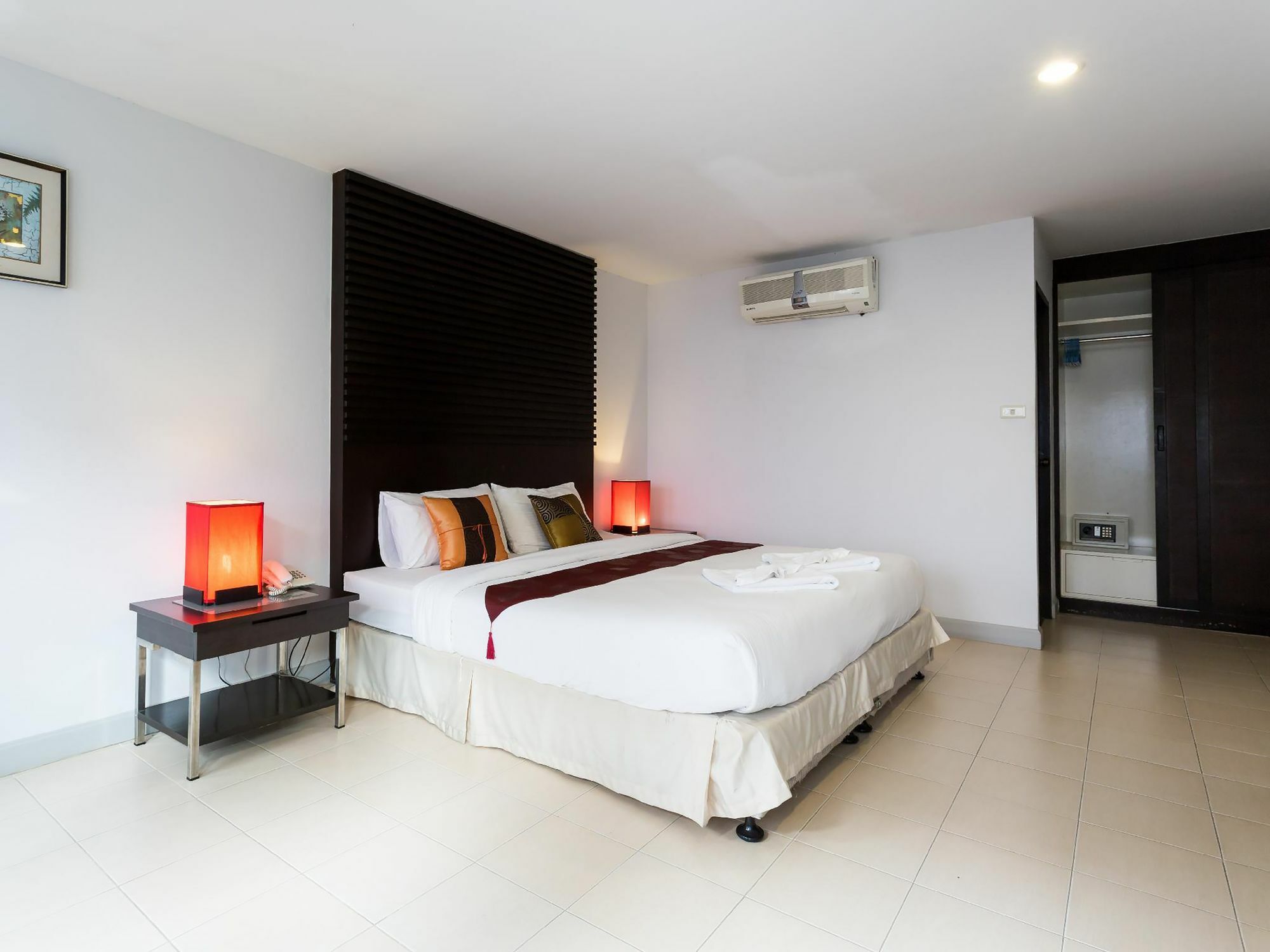 מלון Sino House Patong מראה חיצוני תמונה