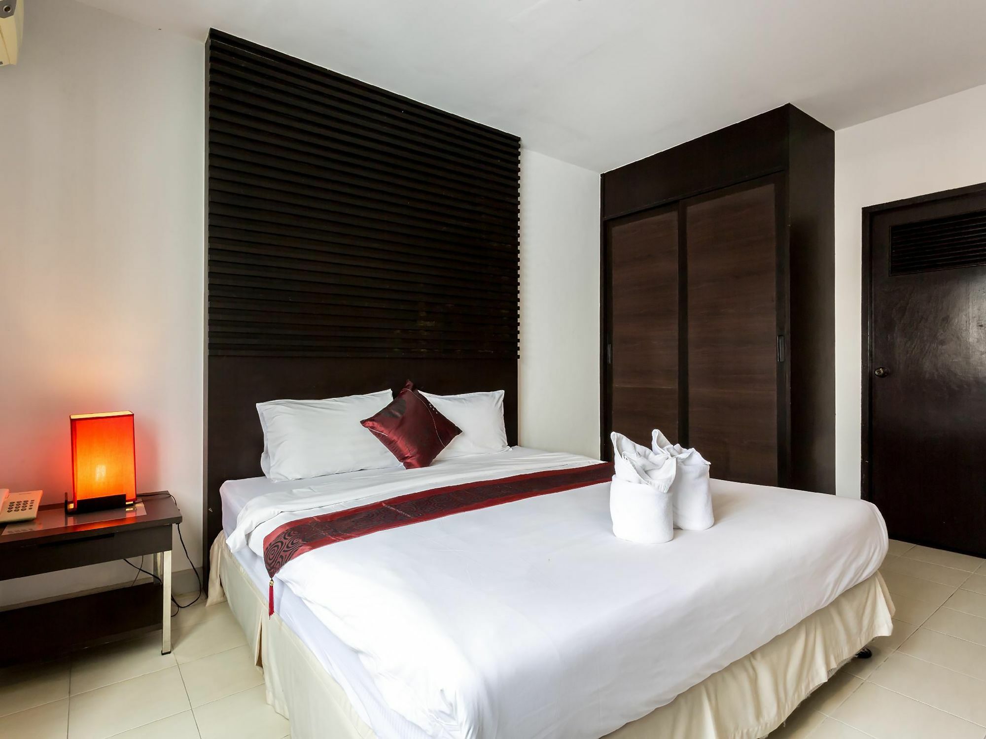 מלון Sino House Patong מראה חיצוני תמונה
